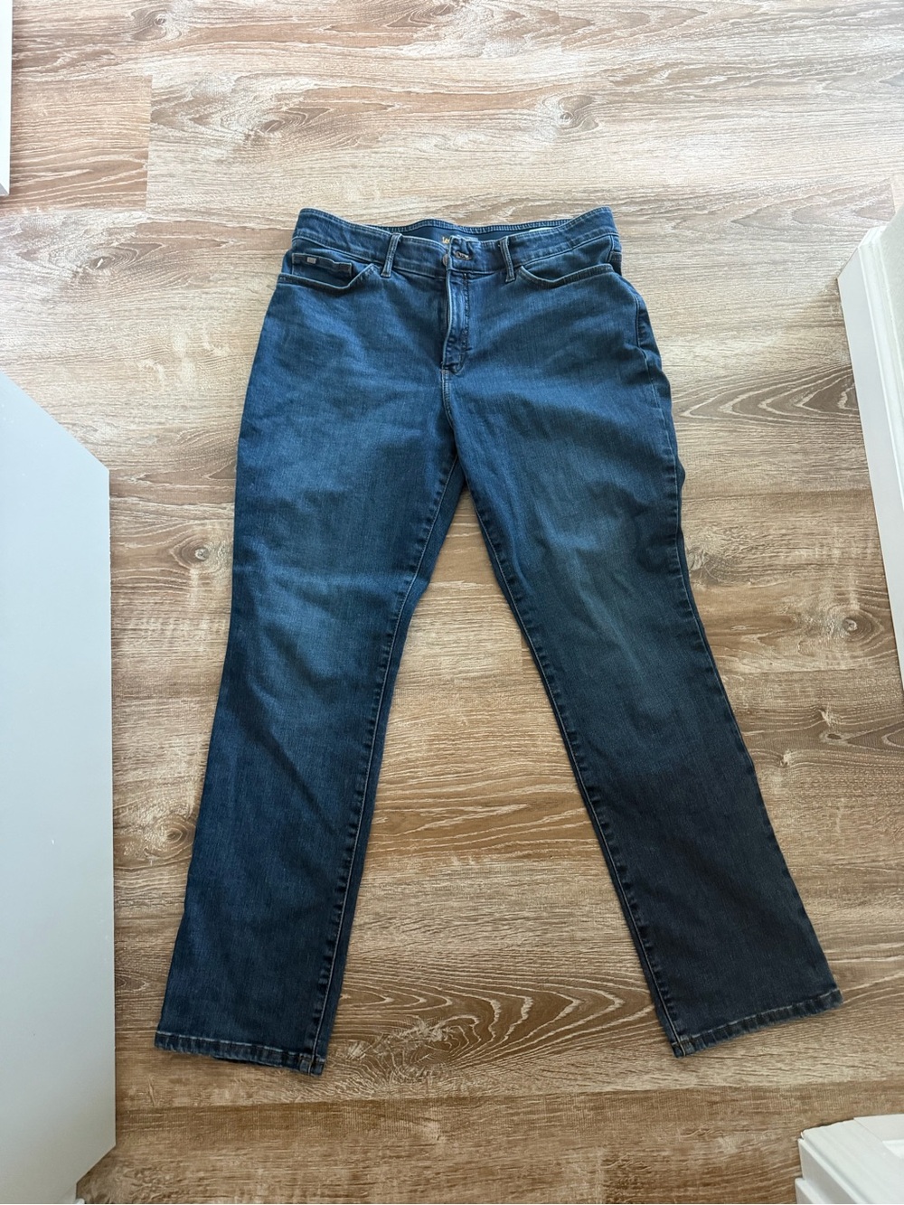 Lee Women’s Straight Leg Jeans in Dark Blue Denim